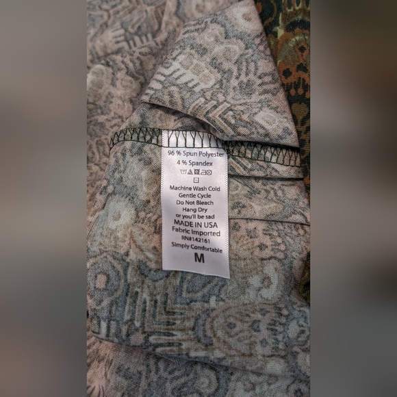 LuLaRoe 70s Themed Green Geometric Ana Maxi Dress Medium NWOT - Picture 3 of 7